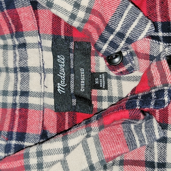 Classic Plaid Lumberjack Oversized Button down Top Size XS - Picture 2 of 6